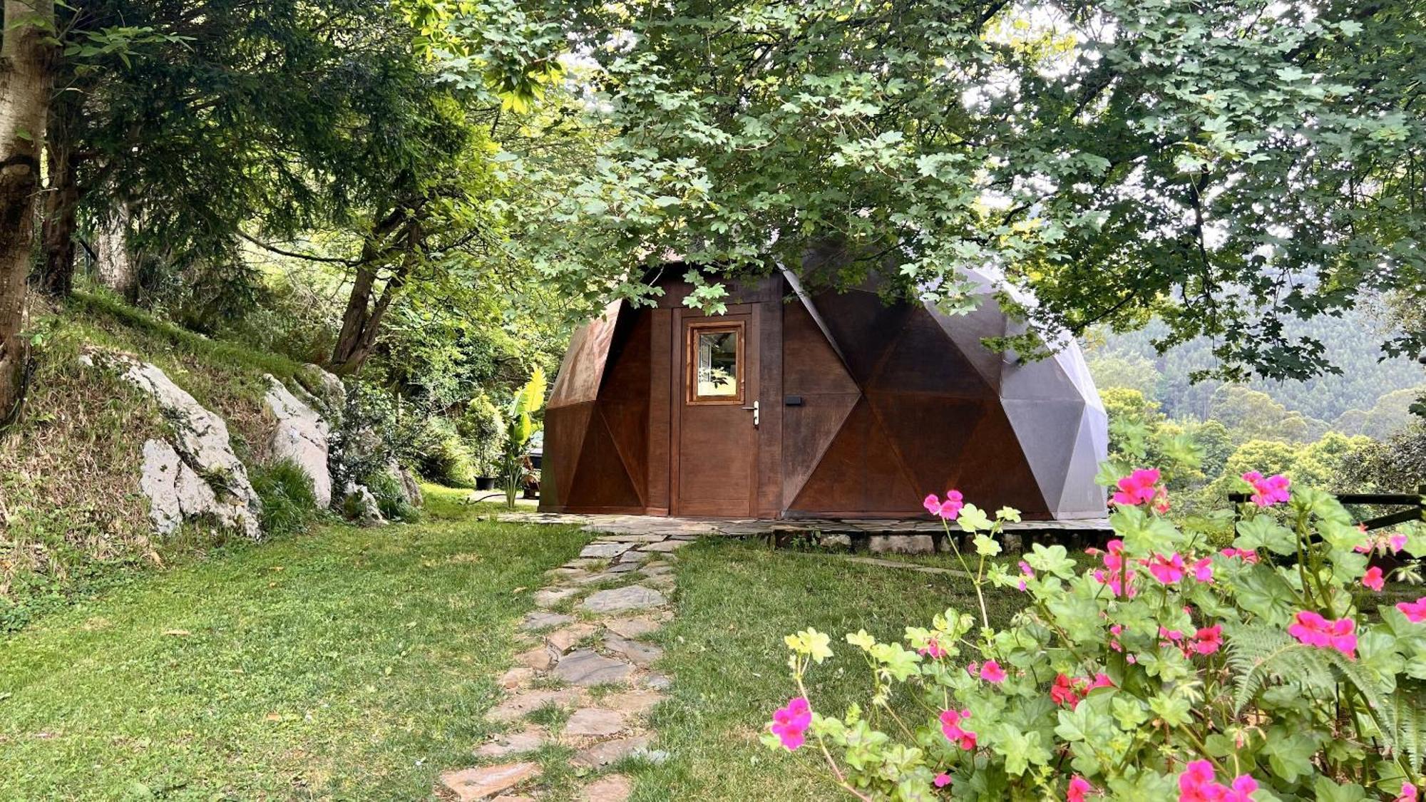 Domocantabria, Cupula Experiencias Ferienhaus Sobremazas