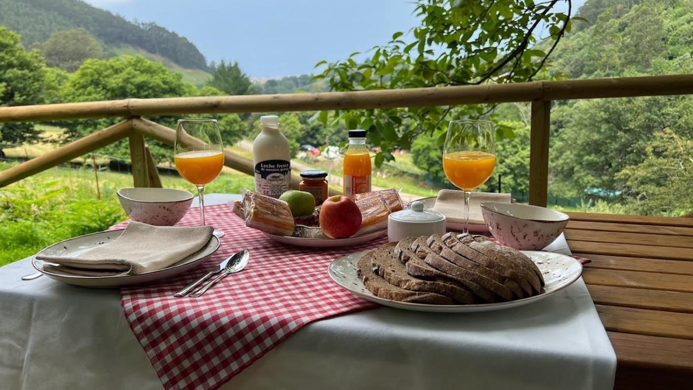 Domocantabria, Cupula Experiencias Ferienhaus *