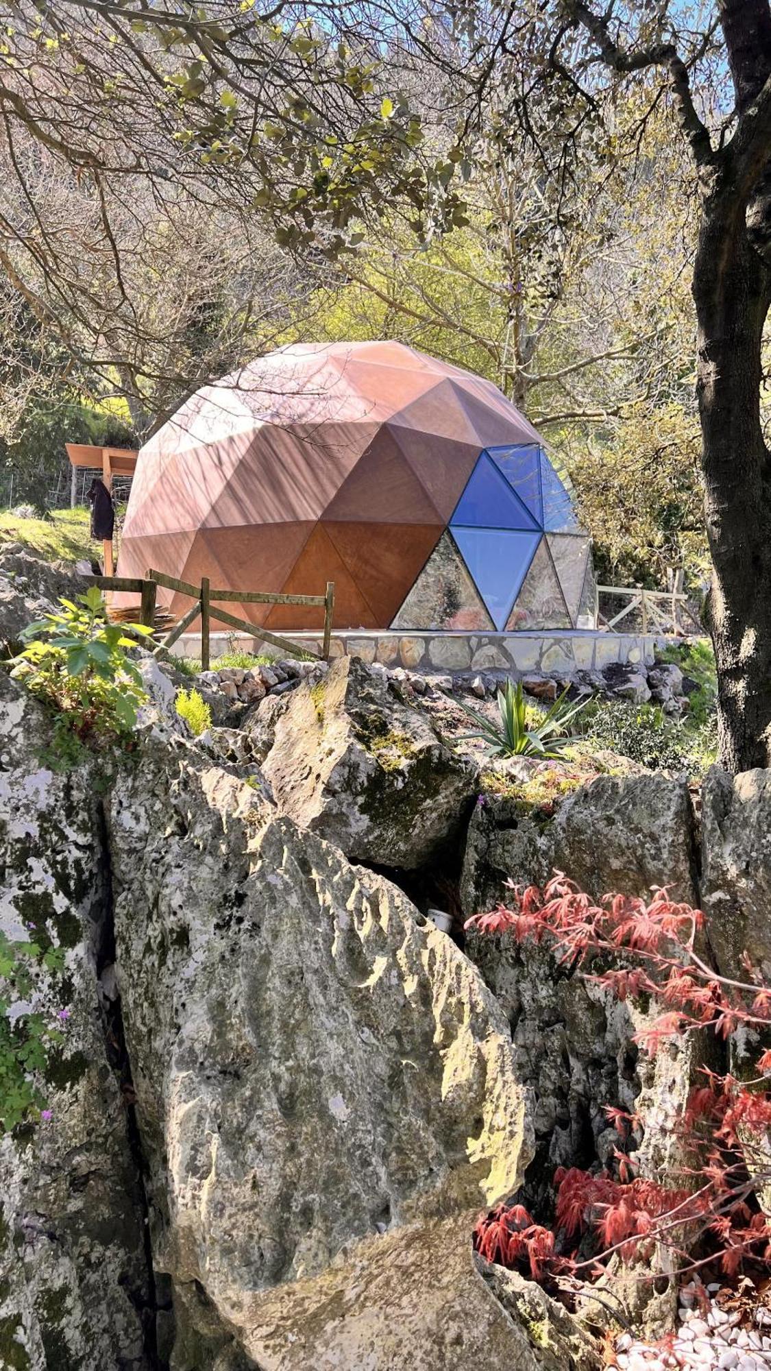 Domocantabria, Cupula Experiencias Ferienhaus Sobremazas